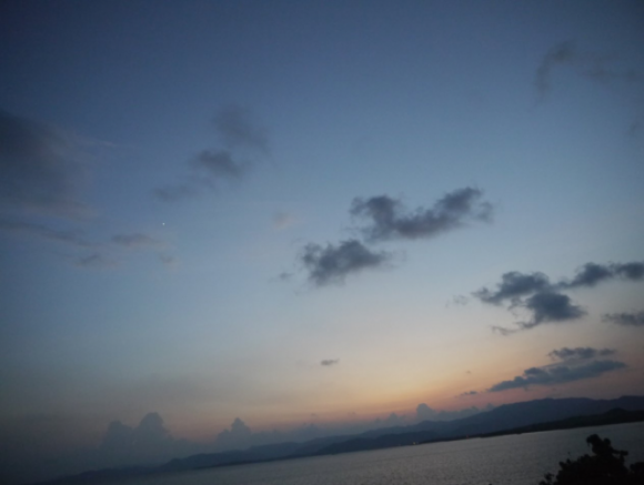 日本一遅い日没と宵の明星(小浜島)