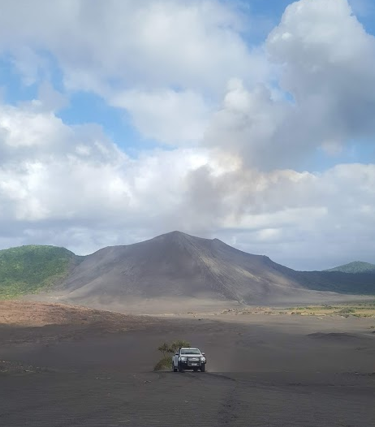 ヤスール山近景