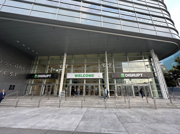 【写真2】TC Disrupt 2023の会場となったMoscone West