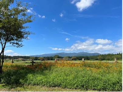 【写真1】千本松牧場より那須連山を望む