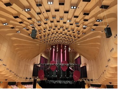 【写真13】オペラハウス大ホール内部