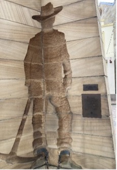 【写真14、15】それぞれ、移民（The Settler）、囚人（The Convict）（兵士の写真はなし）