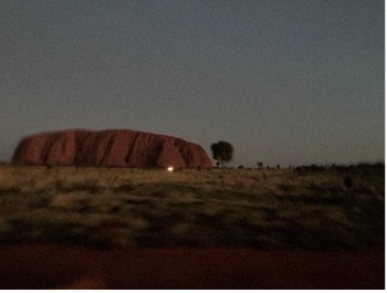 【写真5、6】日没のウルル